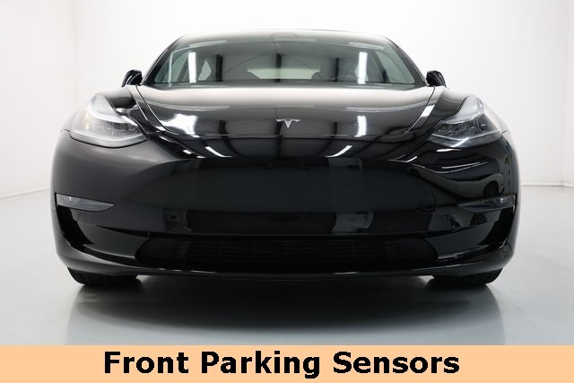 Tesla Model 3 Vehicle Image 21