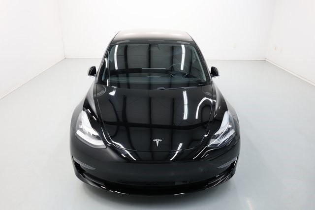 Tesla Model 3 Vehicle Image 44