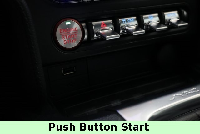 Ford Mustang Vehicle Image 19