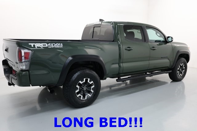 Toyota Tacoma 4WD Vehicle Image 11