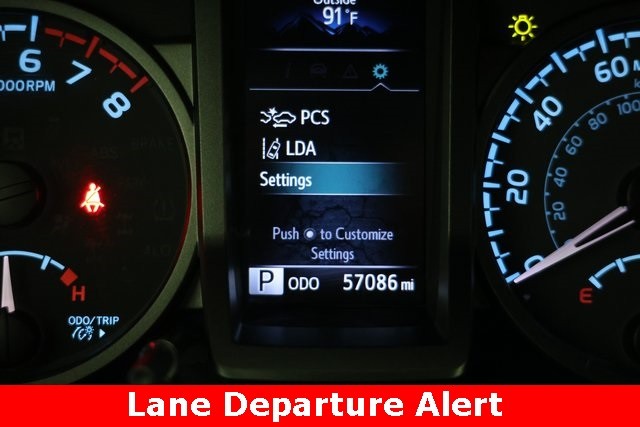 Toyota Tacoma 4WD Vehicle Image 23