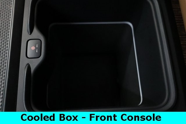 Land Rover Range Rover Vehicle Image 30