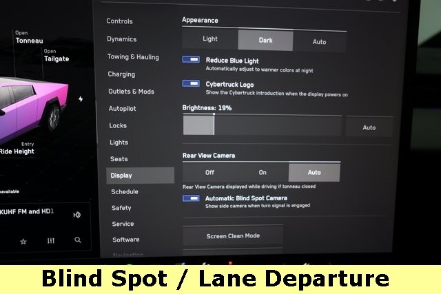 Tesla Cybertruck Vehicle Image 22