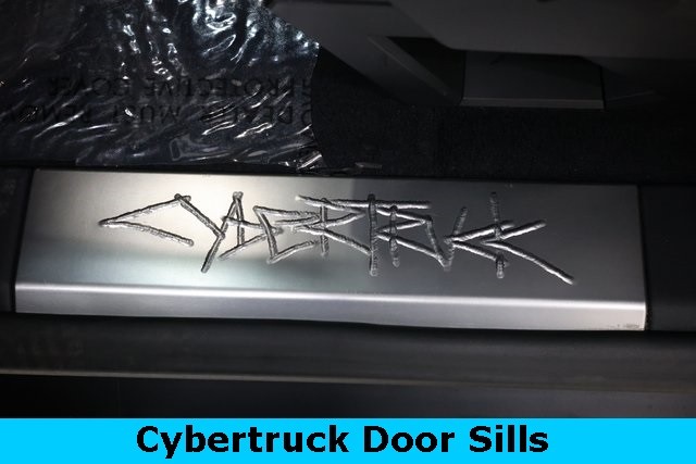 Tesla Cybertruck Vehicle Image 26