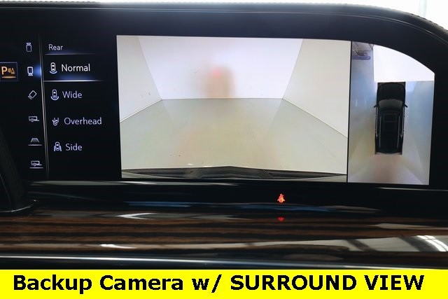 Cadillac Escalade Vehicle Image 23