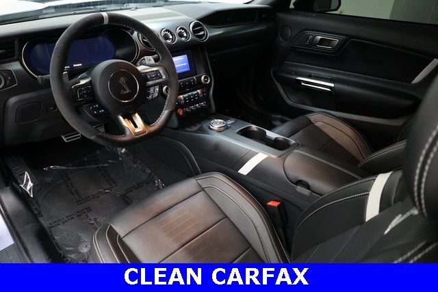 Ford Mustang Vehicle Image 11