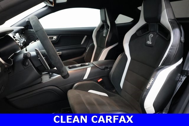 Ford Mustang Vehicle Image 09