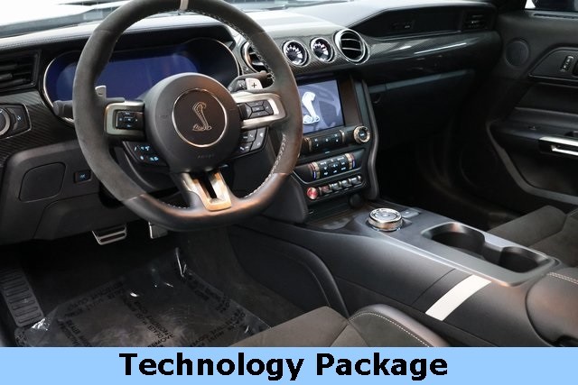 Ford Mustang Vehicle Image 10