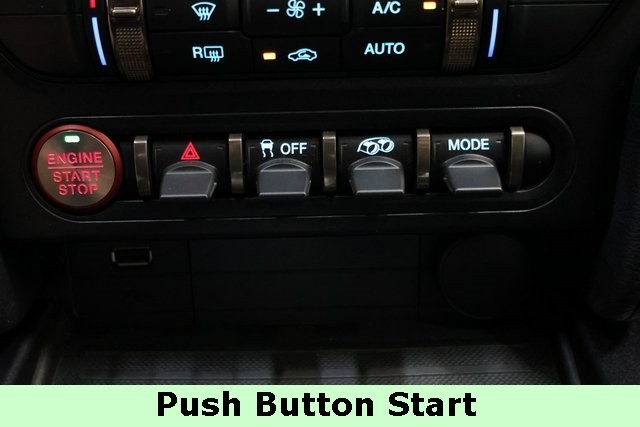 Ford Mustang Vehicle Image 22