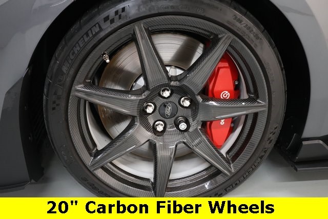 Ford Mustang Vehicle Image 37