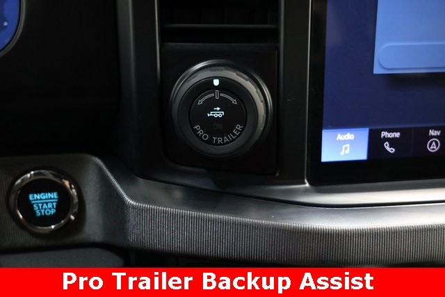 Ford Super Duty F-450 DRW Vehicle Image 23