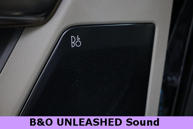 Ford Super Duty F-450 DRW Vehicle Image 39