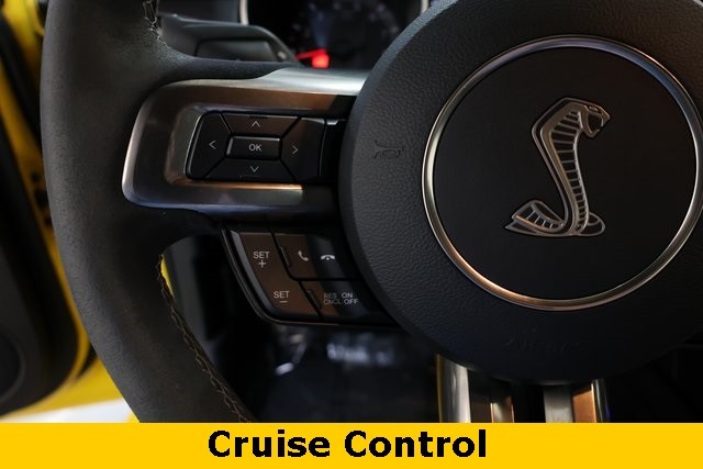 Ford Mustang Vehicle Image 35