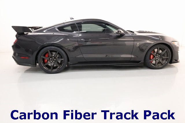 Ford Mustang Vehicle Image 03