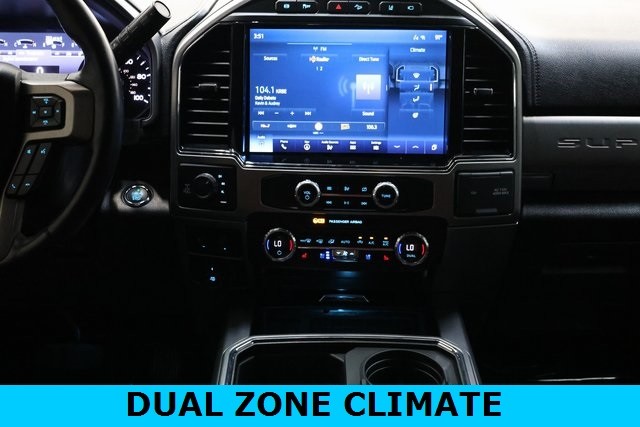 Ford Super Duty F-250 SRW Vehicle Image 38