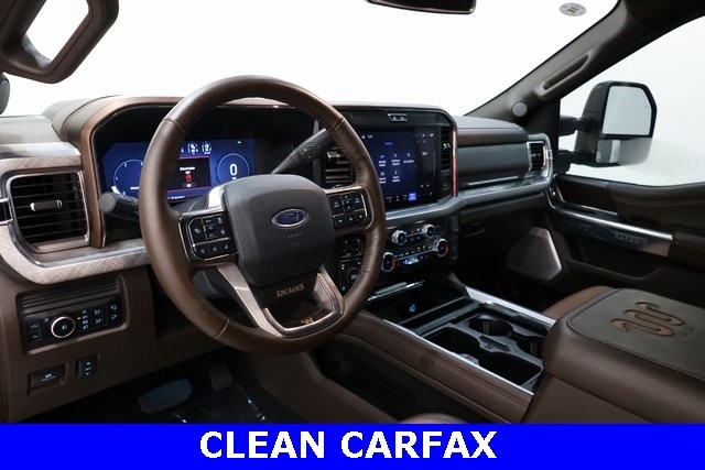 Ford Super Duty F-250 SRW Vehicle Image 11