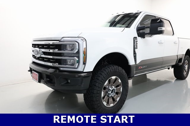 Ford Super Duty F-250 SRW Vehicle Image 33