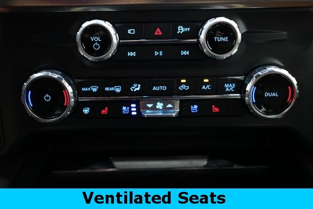 Ford Super Duty F-250 SRW Vehicle Image 41