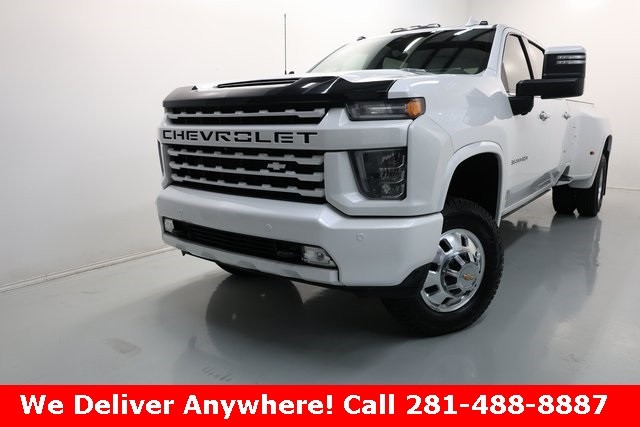 Chevrolet Silverado 3500HD Vehicle Image 02