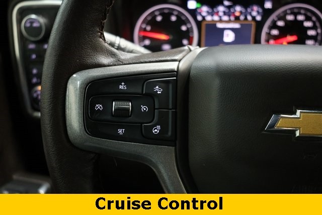 Chevrolet Silverado 3500HD Vehicle Image 42