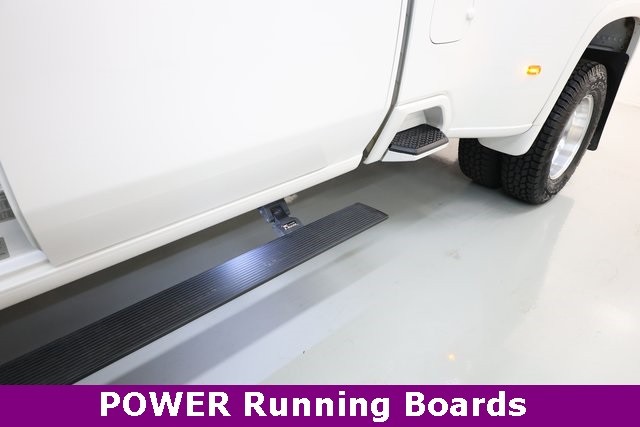 Chevrolet Silverado 3500HD Vehicle Image 45