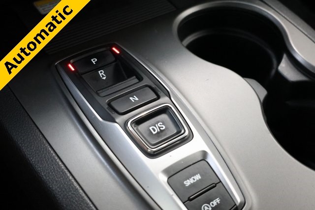 Honda Passport Vehicle Image 18