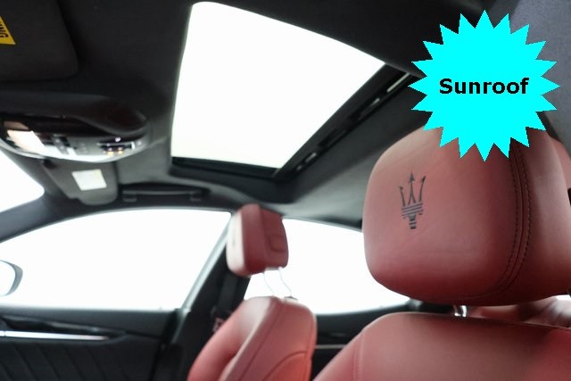 Maserati Ghibli Vehicle Image 22