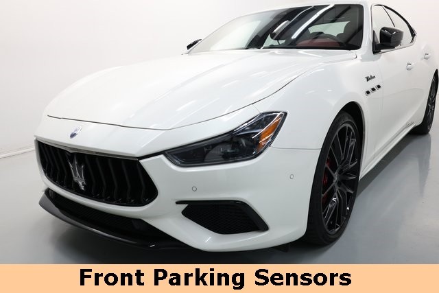 Maserati Ghibli Vehicle Image 30