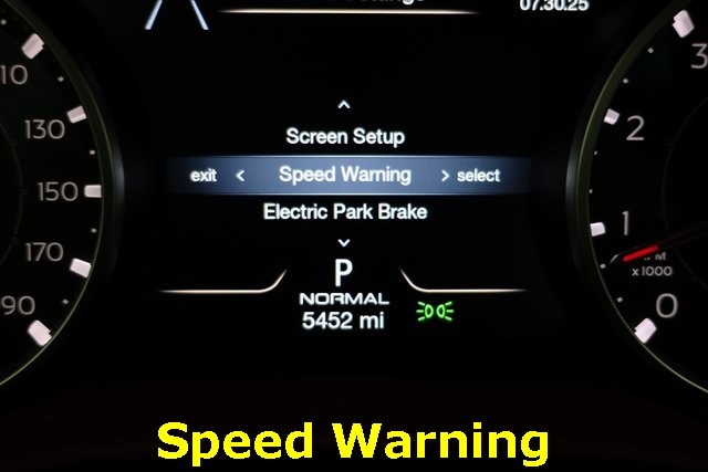 Maserati Ghibli Vehicle Image 32