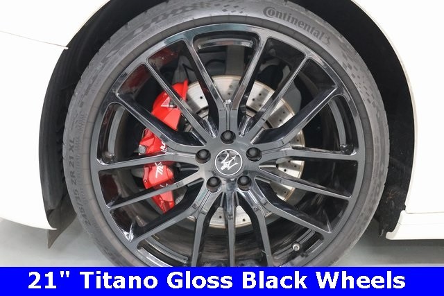 Maserati Ghibli Vehicle Image 45