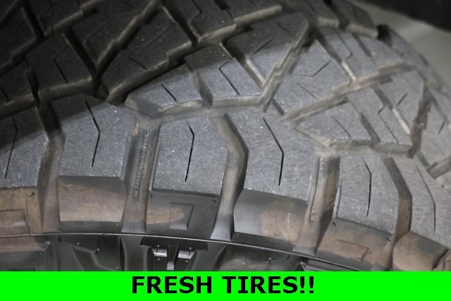 GMC Sierra 2500HD Vehicle Image 06