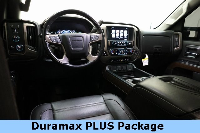 GMC Sierra 2500HD Vehicle Image 09