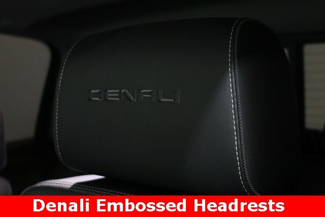 GMC Sierra 2500HD Vehicle Image 14