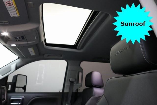 GMC Sierra 2500HD Vehicle Image 19