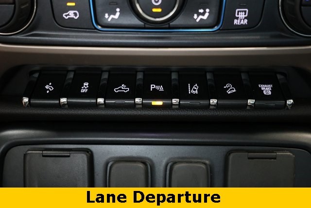 GMC Sierra 2500HD Vehicle Image 22