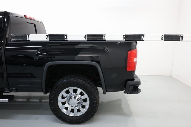 GMC Sierra 2500HD Vehicle Image 25