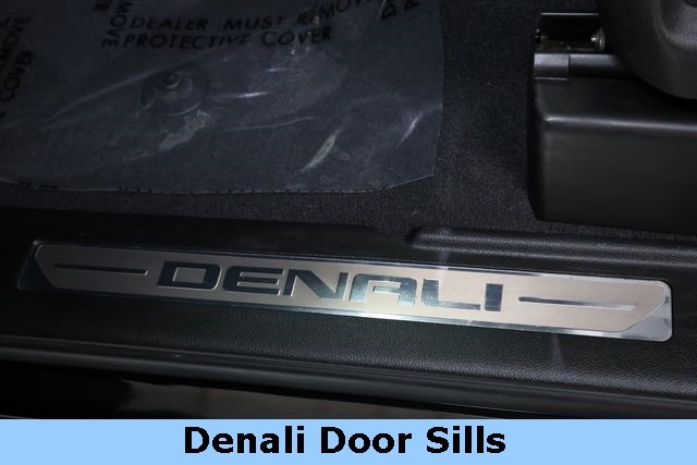 GMC Sierra 2500HD Vehicle Image 26