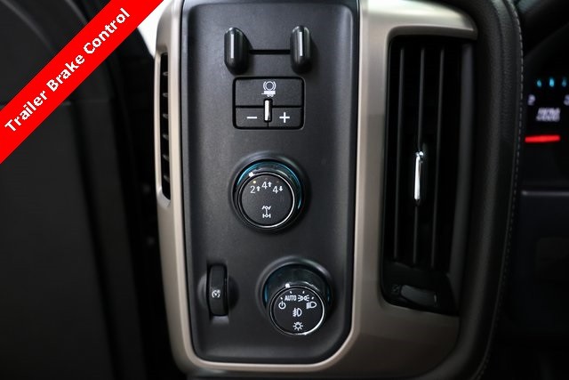 GMC Sierra 2500HD Vehicle Image 45