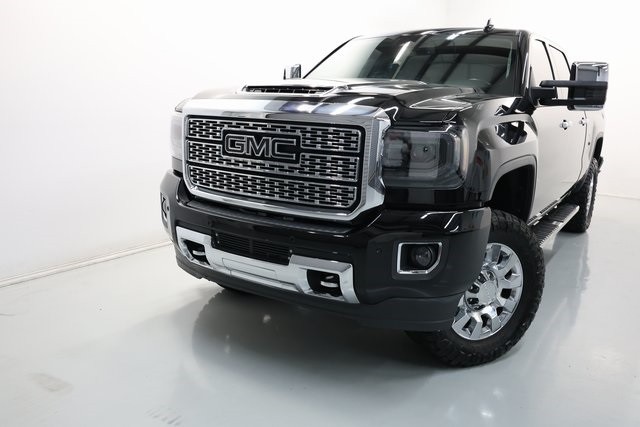 GMC Sierra 2500HD Vehicle Image 50