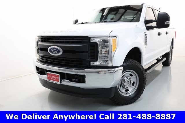 Ford Super Duty F-250 SRW Vehicle Image 02
