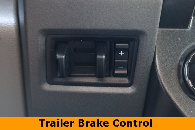 Ford Super Duty F-250 SRW Vehicle Image 32