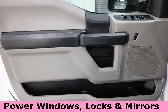 Ford Super Duty F-250 SRW Vehicle Image 33