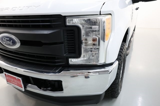 Ford Super Duty F-250 SRW Vehicle Image 41