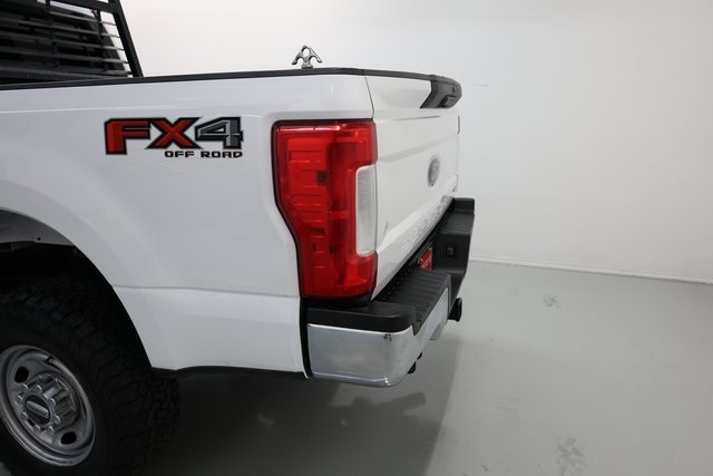 Ford Super Duty F-250 SRW Vehicle Image 48