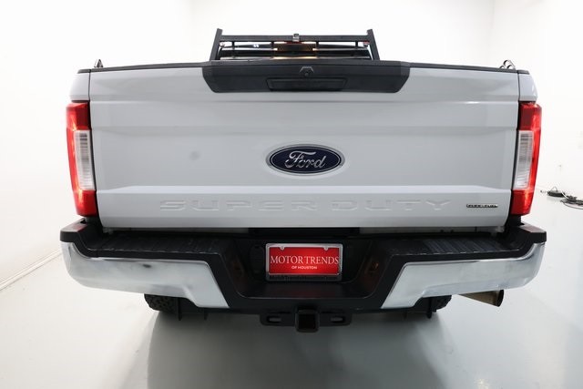 Ford Super Duty F-250 SRW Vehicle Image 49