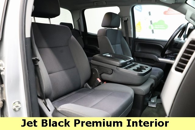 Chevrolet Silverado 3500HD Vehicle Image 12