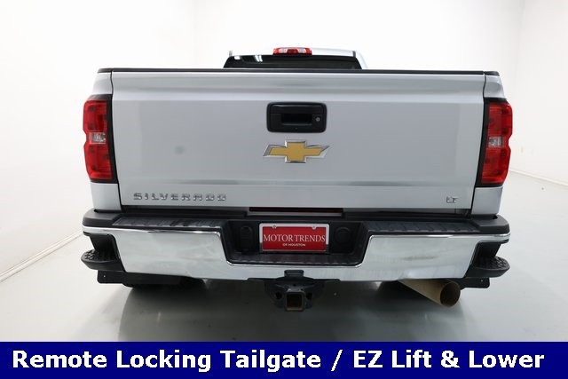 Chevrolet Silverado 3500HD Vehicle Image 28