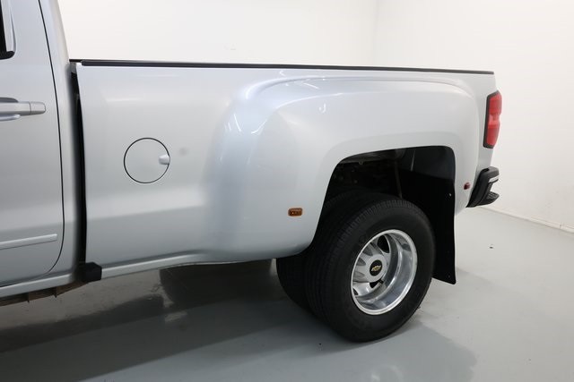 Chevrolet Silverado 3500HD Vehicle Image 44