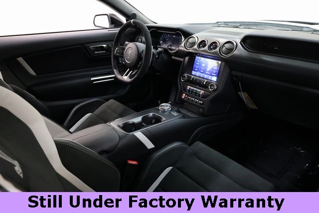 Ford Mustang Vehicle Image 17