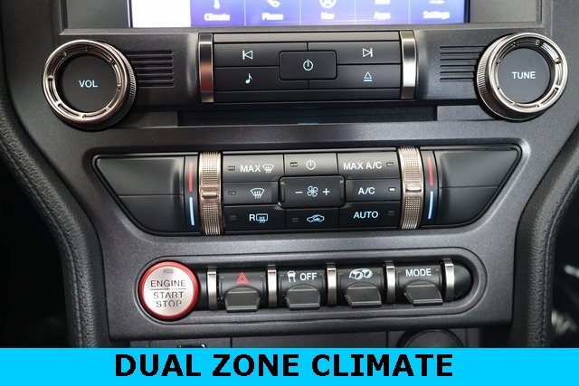 Ford Mustang Vehicle Image 32